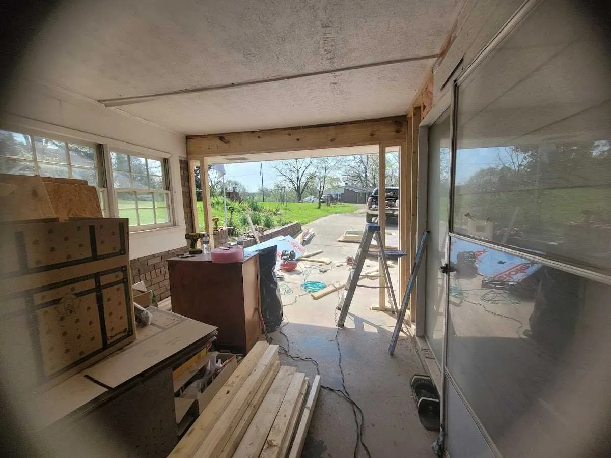 Air movers and dehumidifier for Water Mitigation Services in North Potomac